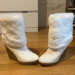 Jennifer Lopez white wedge boots